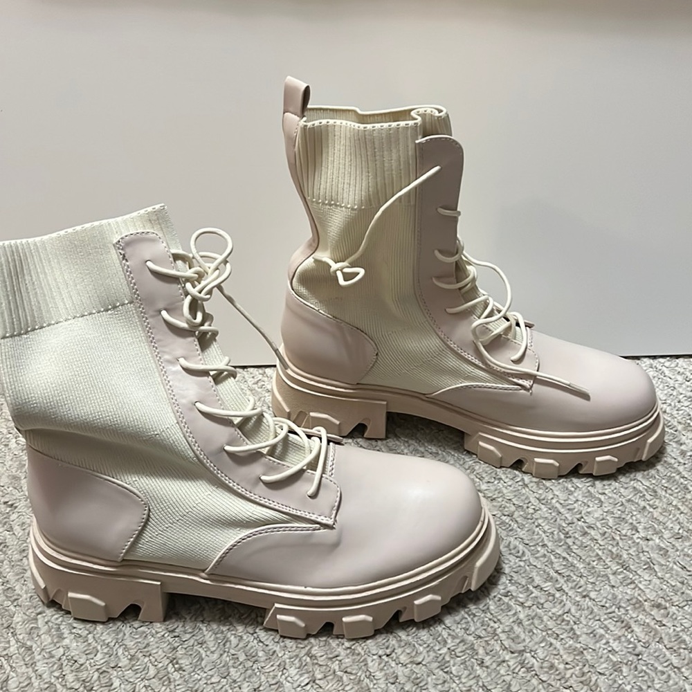 Lace-up Ankle boots